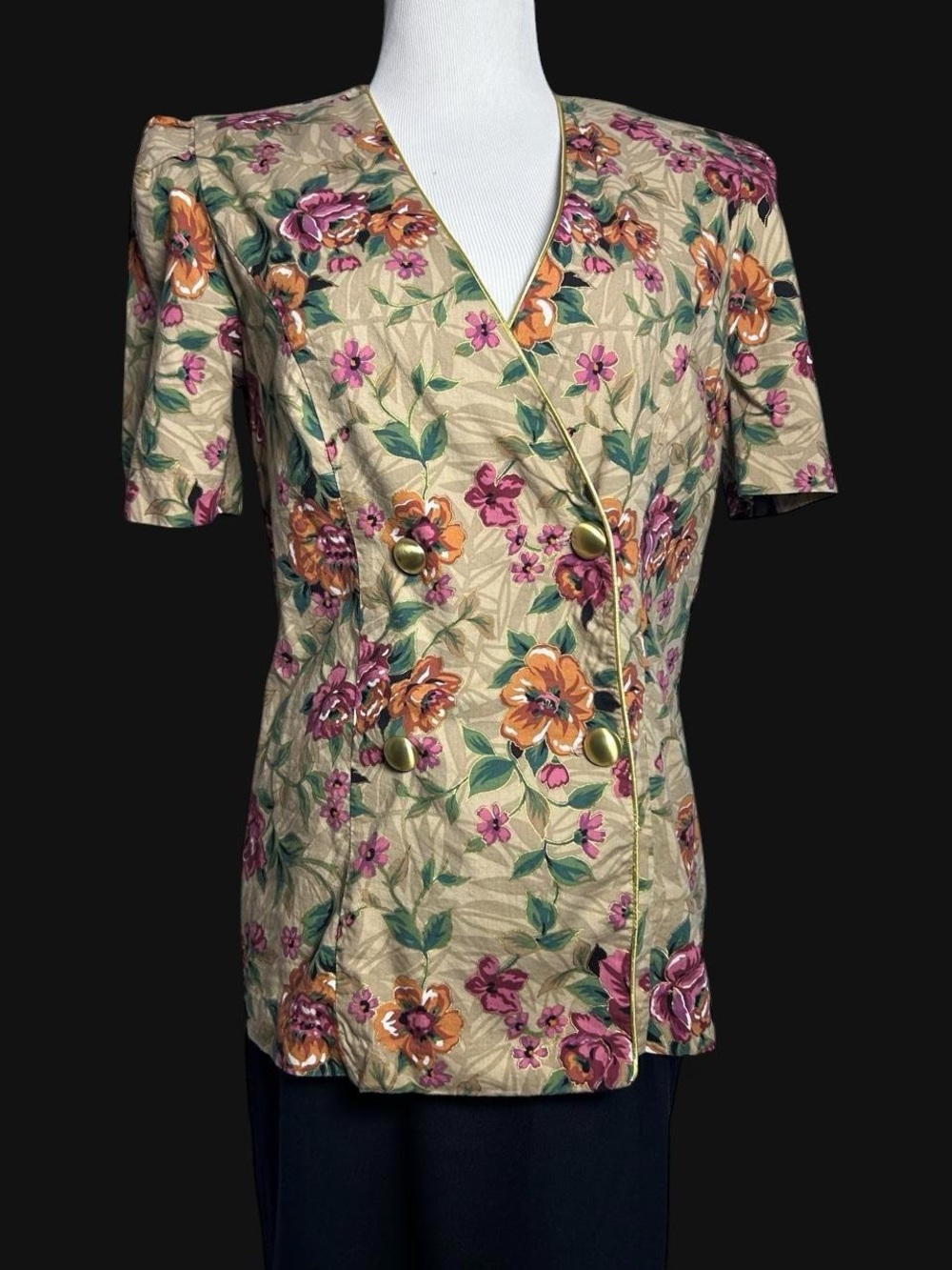 Vintage 80sFloral Short-Sleeve Wrap-Front Top in Cream with Pink & Orange Blooms